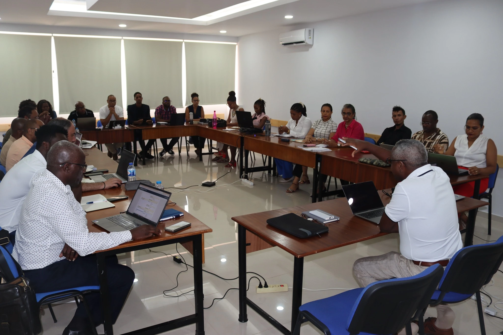 ENCONTRO REITOR E PROFESSORES DA US